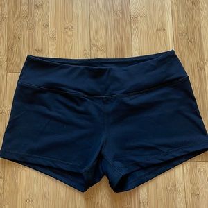 Born Primitive Black booty shorts Ascudds 2.5” inseam Medium
